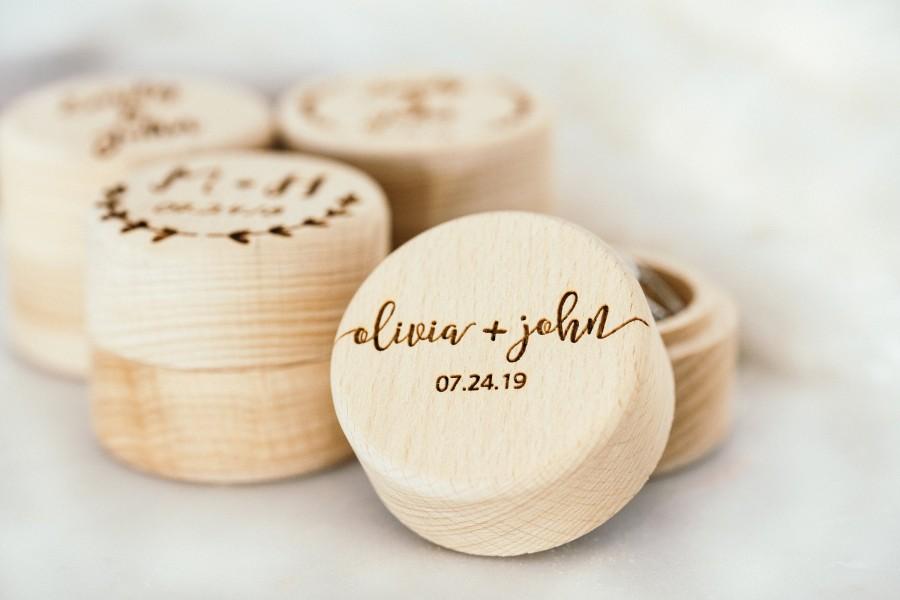 Hochzeit - Personalized Wedding Ring Box - Ring Bearer Box - Custom Wooden Ring Box - Engraved