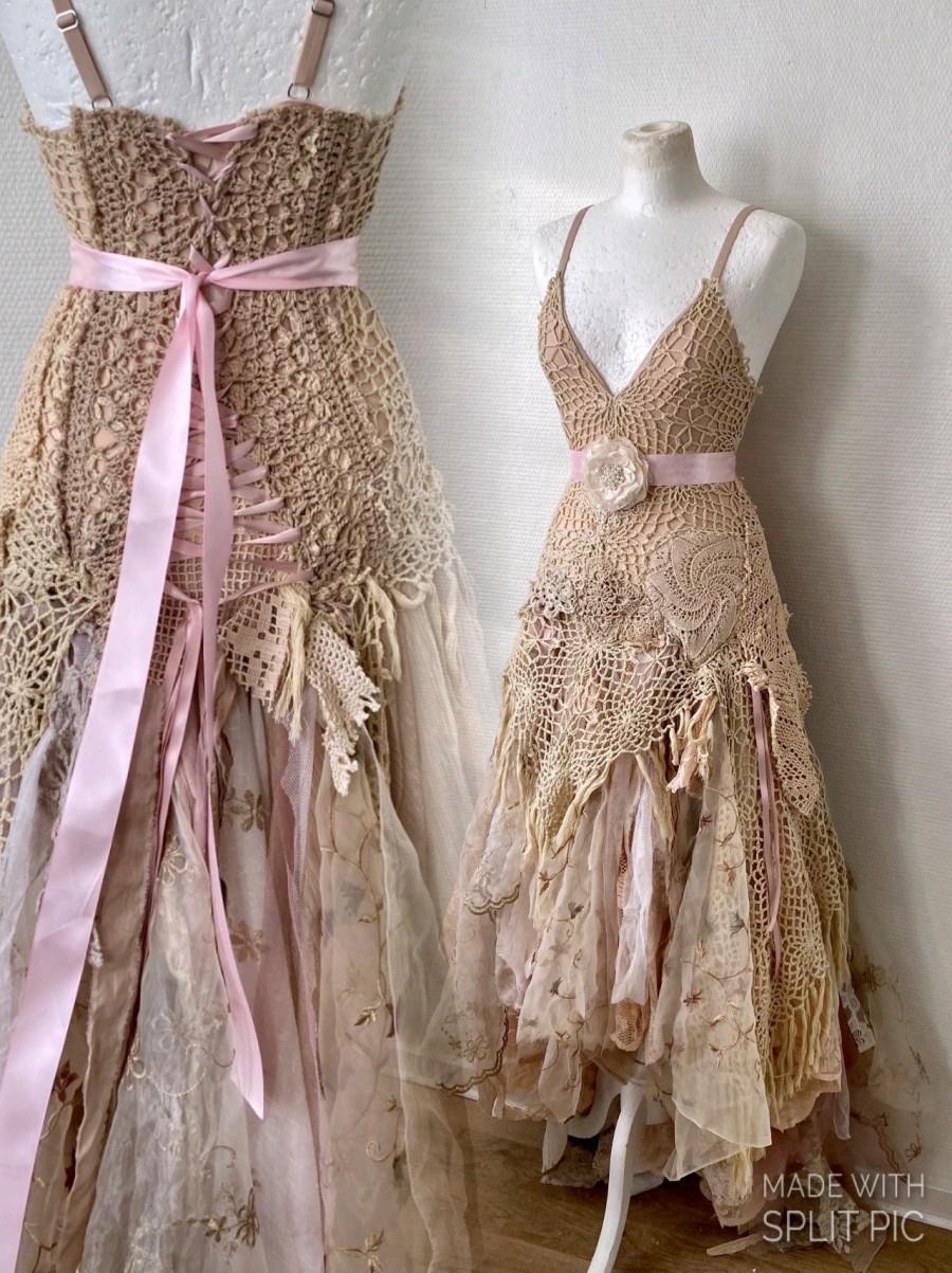 زفاف - Wedding dress with roses , bridal gown lace,boho wedding antique french lace , gypsy Wild and free