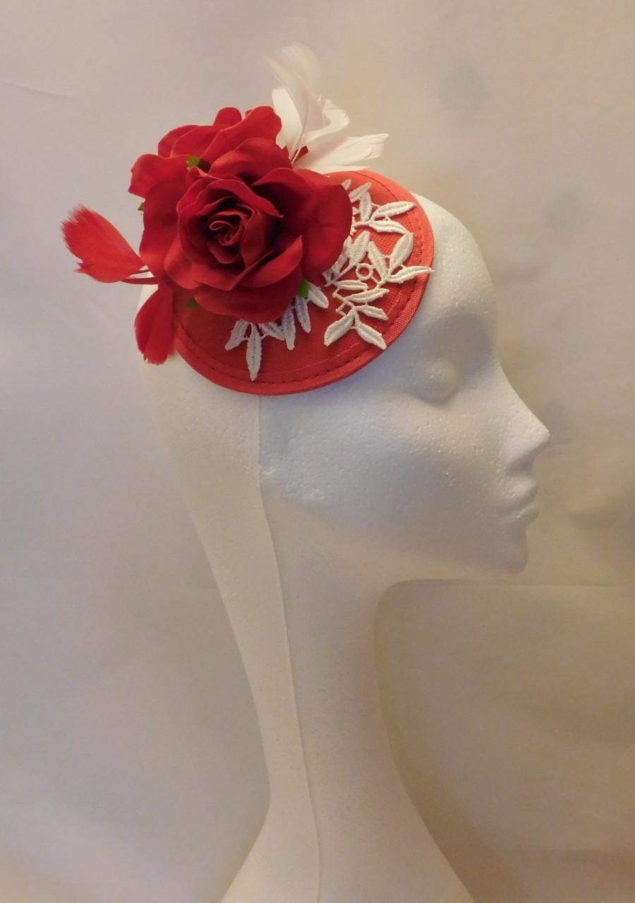 Wedding - Fascinator hat 40s50s Red Hat fascinator #Red  Feather hat fascinator   Race,Cocktail hat, Ladies day,Ascot hat Red White feather flower hat