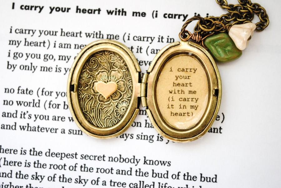 Mariage - i carry your heart with me (i carry it in my heart) - Quote Locket - E.E. Cummings - Poetry Locket