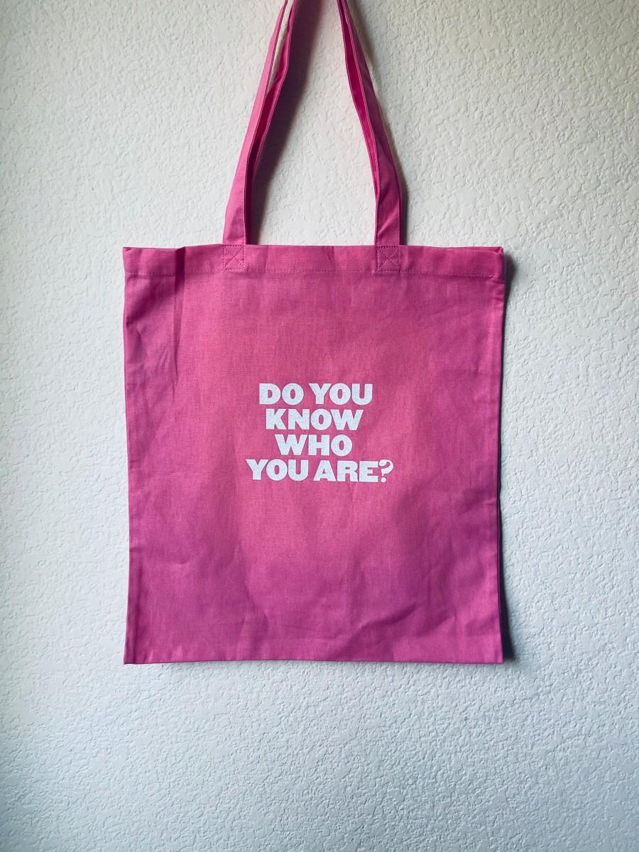 Wedding - Do you know who you are? pink and blue tote bags