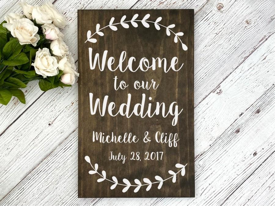 Свадьба - Personalized Rustic Hand Painted "Welcome to our Wedding" Wood Sign - Wedding Decoration - 18"x11.25" Dark Walnut or Gray