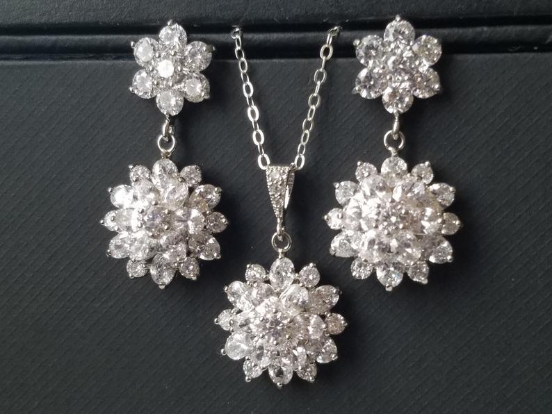 Mariage - Cubic Zirconia Bridal Jewelry Set, Crystal Flower Earrings Necklace Set, Wedding Jewelry Set, Bridal Crystal Jewelry, Sparkly CZ Jewelry Set