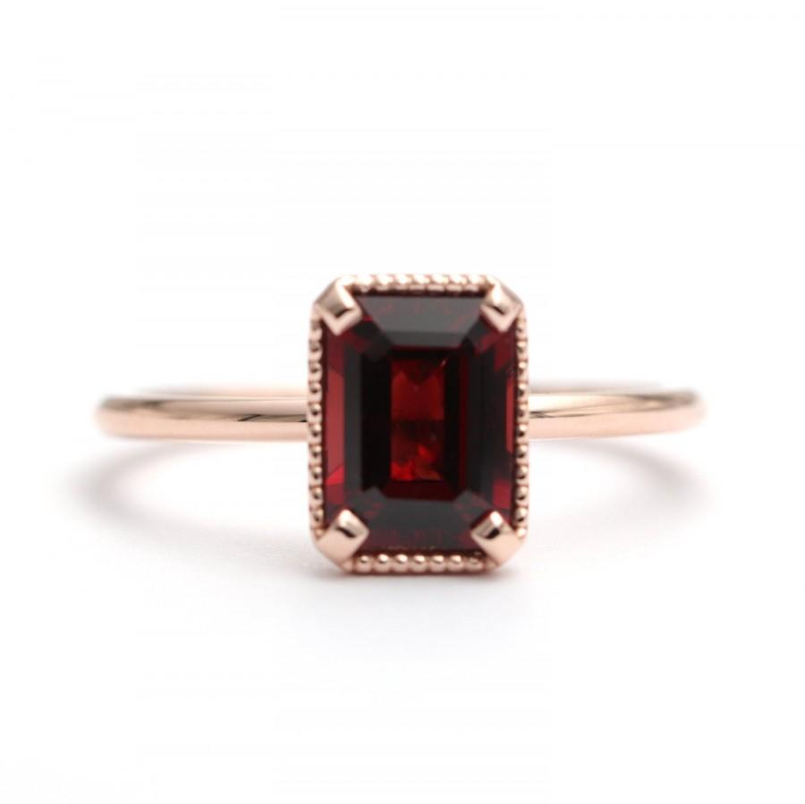 زفاف - 14K Gold Emerald Cut  Red Garnet Ring/Red Garnet Engagement Ring/Vintage Garnet Ring/Birthday Ring/Red Gem Ring/Emerald Cut Engagement Ring