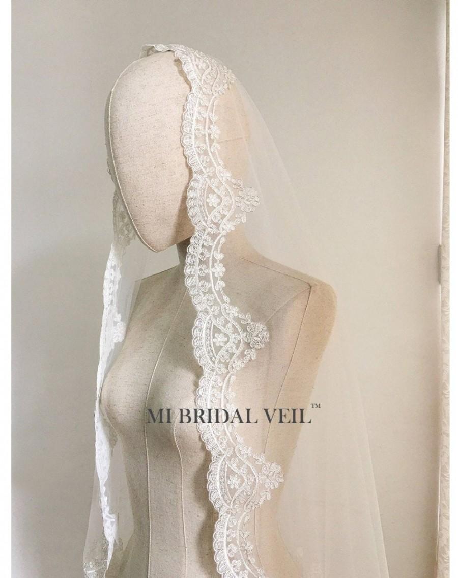 Wedding - Mantilla Wedding Veil, Vintage Inspired Lace Veil, Spanish Wedding Veil, Lace Wedding Veil, Ivory/Silver Lace Bridal Veil, Mi Bridal Veil