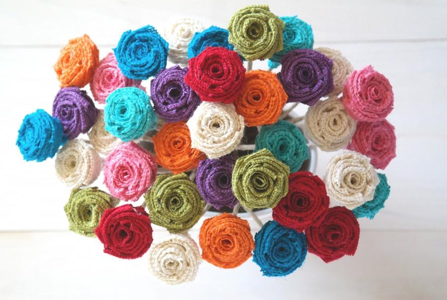 Mariage - Burlap Roses on Wire Stem, Rustic Wedding Bouquet Fabric Flowers, Flowers on Flexible Stem
