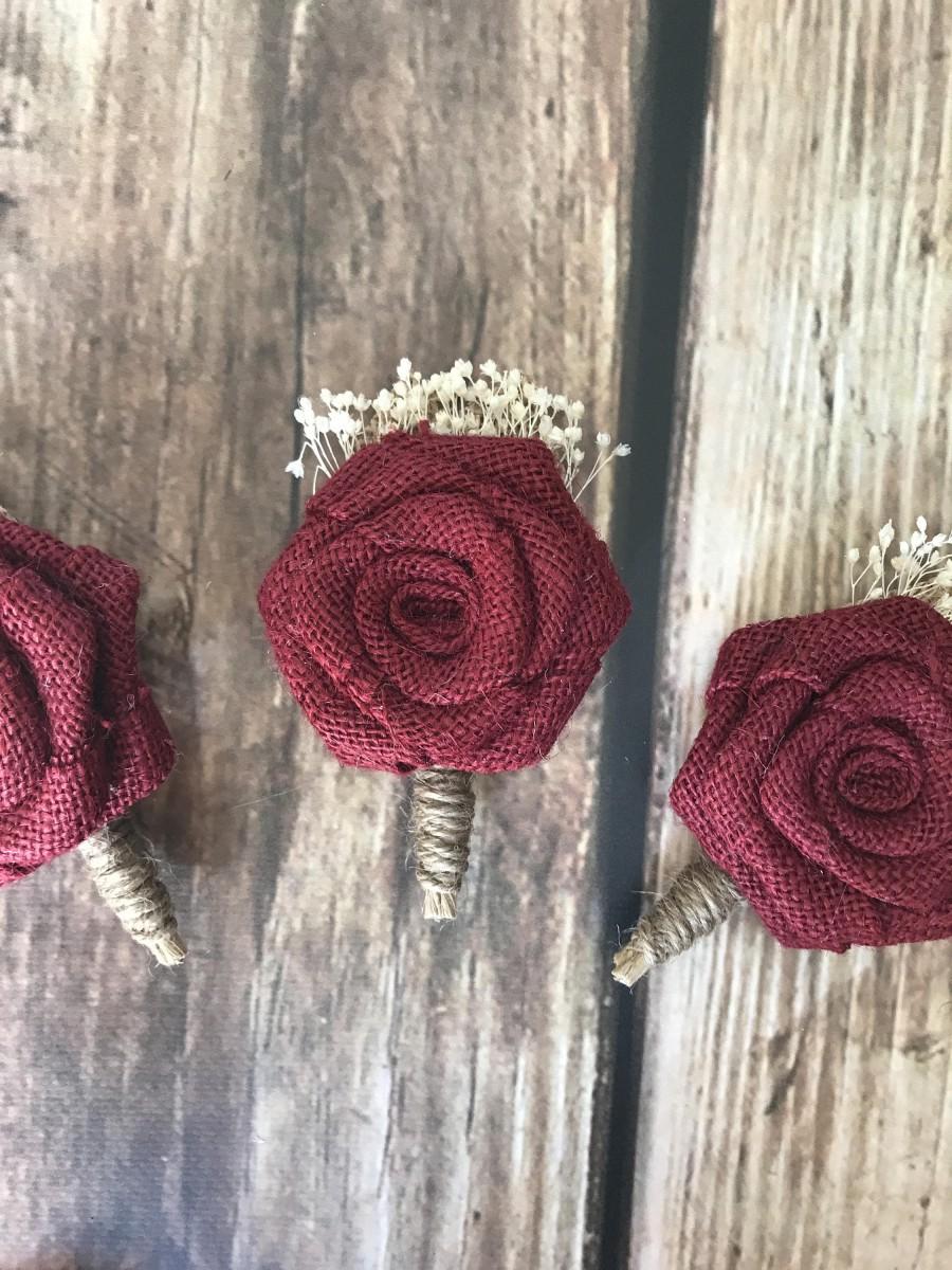 Свадьба - Rustic Boutonniere with burlap, burlap flower boutonniere, burlap boutonniere, rustic boutonniere, groom boutonniere, rustic wedding ideas