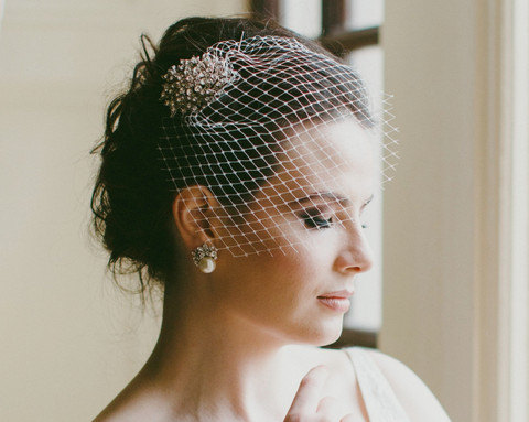 Wedding - Antique Style Hair Clip with Birdcage Veil, Bianca