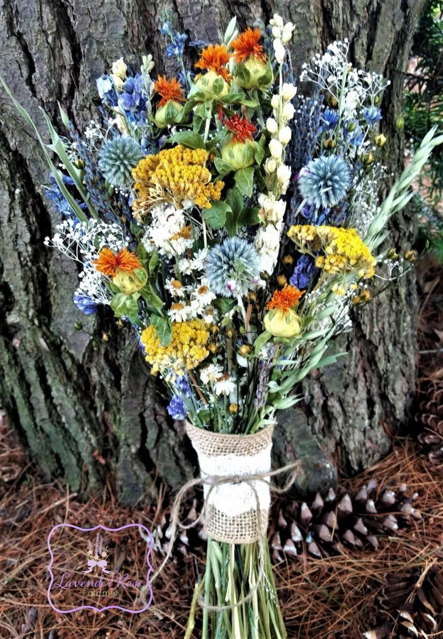 Hochzeit - Mountain Meadow Bouquet. Lavender bouquet. Wildflower bouquet.  Dried flower bouquet. Wedding flower bouquet. Home Decor. Dried flowers