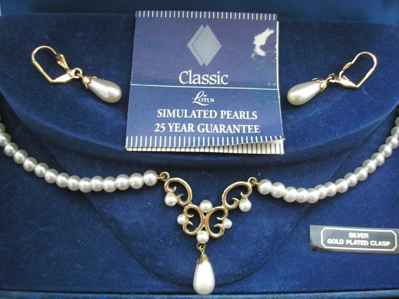 Wedding - Lotus Pearl Jewellery Set, Lotus Pearls, Necklace And Earrings, Vintage Bridal Pearls, Lotus Classic, Vintage Lotus Jewelry, White Pearls
