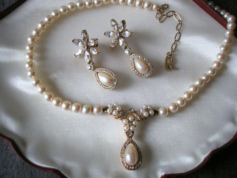 Свадьба - Rosita Pearl Necklace And Earrings Set, Vintage Pearl Choker, Bridal Pearls, Dainty Pearls, Pearl Wedding Jewellery, Bridal Jewellery