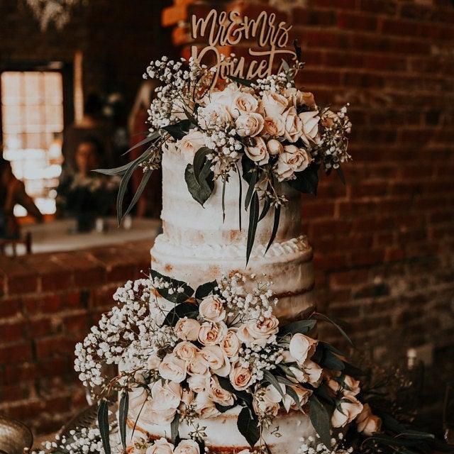 Mariage - Mr and Mrs Wedding Cake Topper, Custom Calligraphy Cake Topper, Last Name Wedding Cake Topper, Cake Topper For Wedding, Wooden Cake Topper