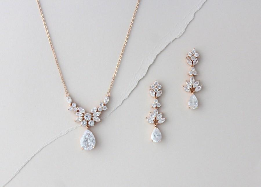 Hochzeit - Rose gold Bridal jewelry set, Rose gold Bridal necklace and earrings, Simple Wedding necklace, Backdrop necklace, CZ Wedding jewelry