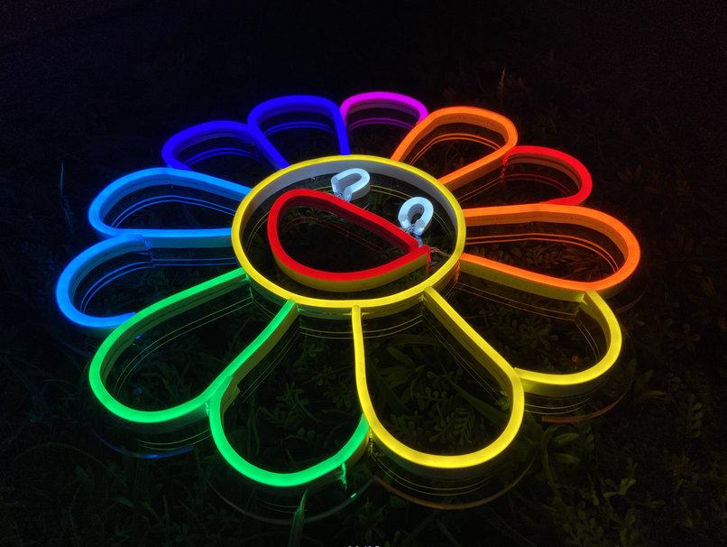 Mariage - LED neon sign,sunflower neon sign,Murakami Takashi flower neon sign, 100% handmade