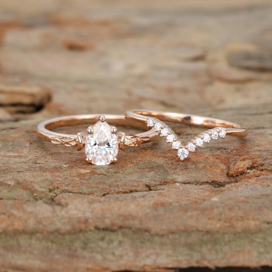 Свадьба - 2PCS Pear shape Moissanite Engagement Ring set Rose gold Engagement Ring curve diamond Wedding ring Vintage Anniversary promise Gift for her