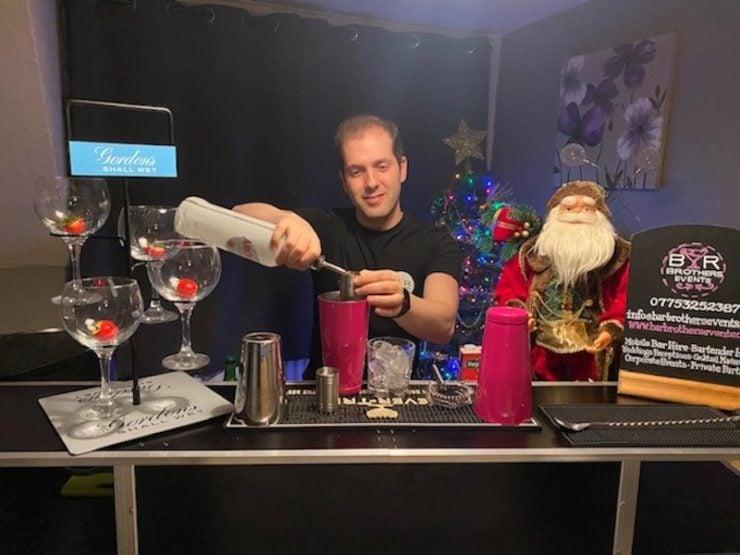 Свадьба - Virtual Cocktail Masterclass for Your Home Happy Hours