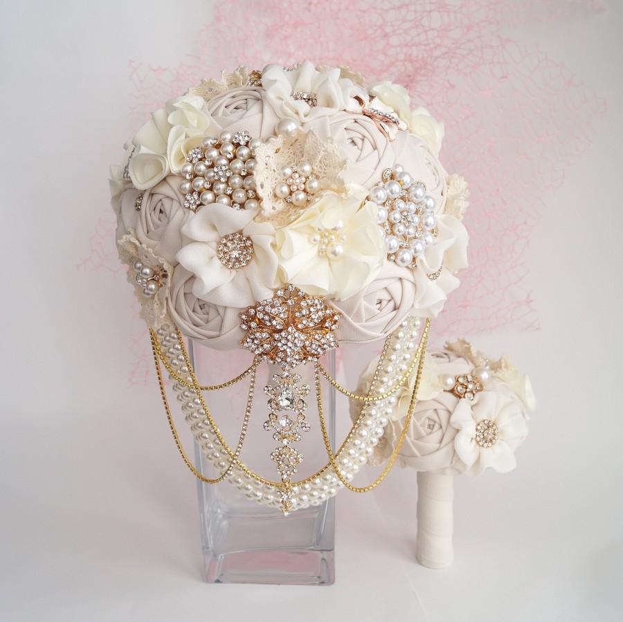 Mariage - Wedding Brooch Bouquet, Ivory bridal bouquet