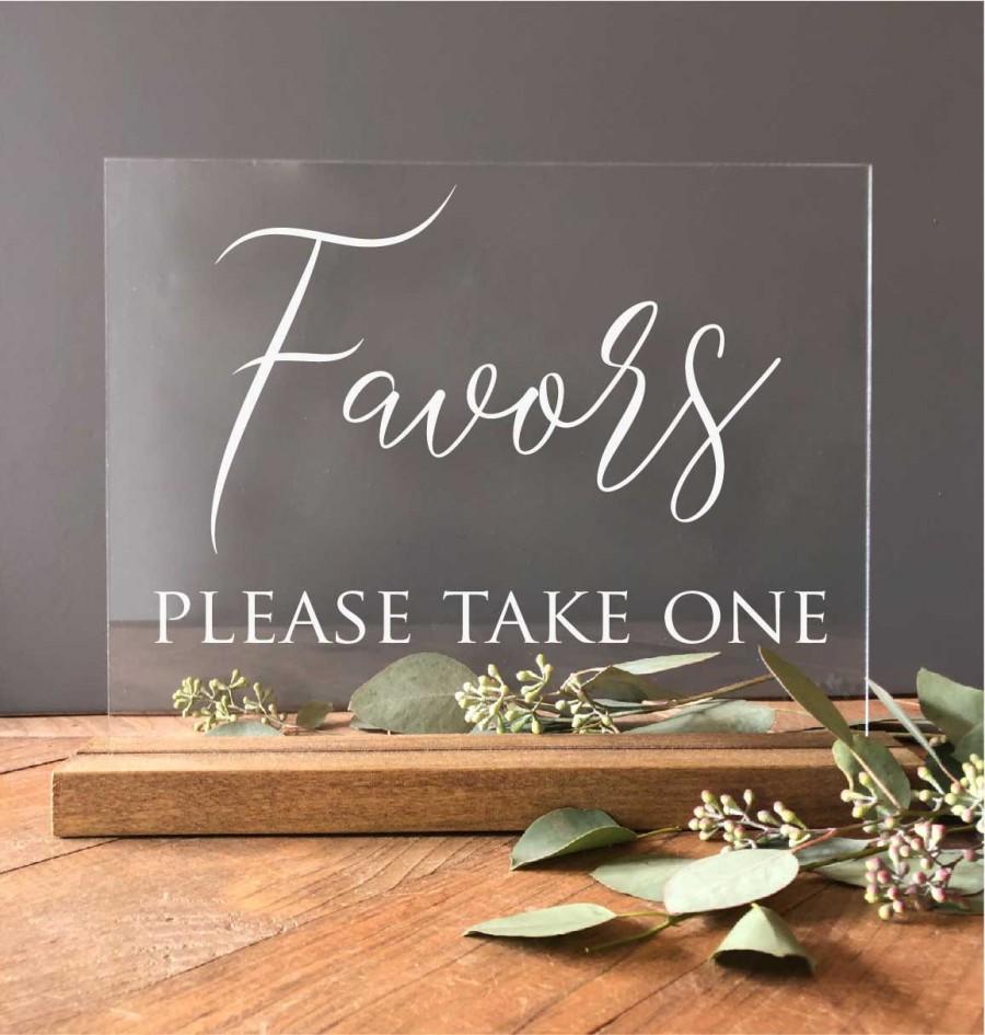 Wedding - Acrylic Wedding Favors Sign 