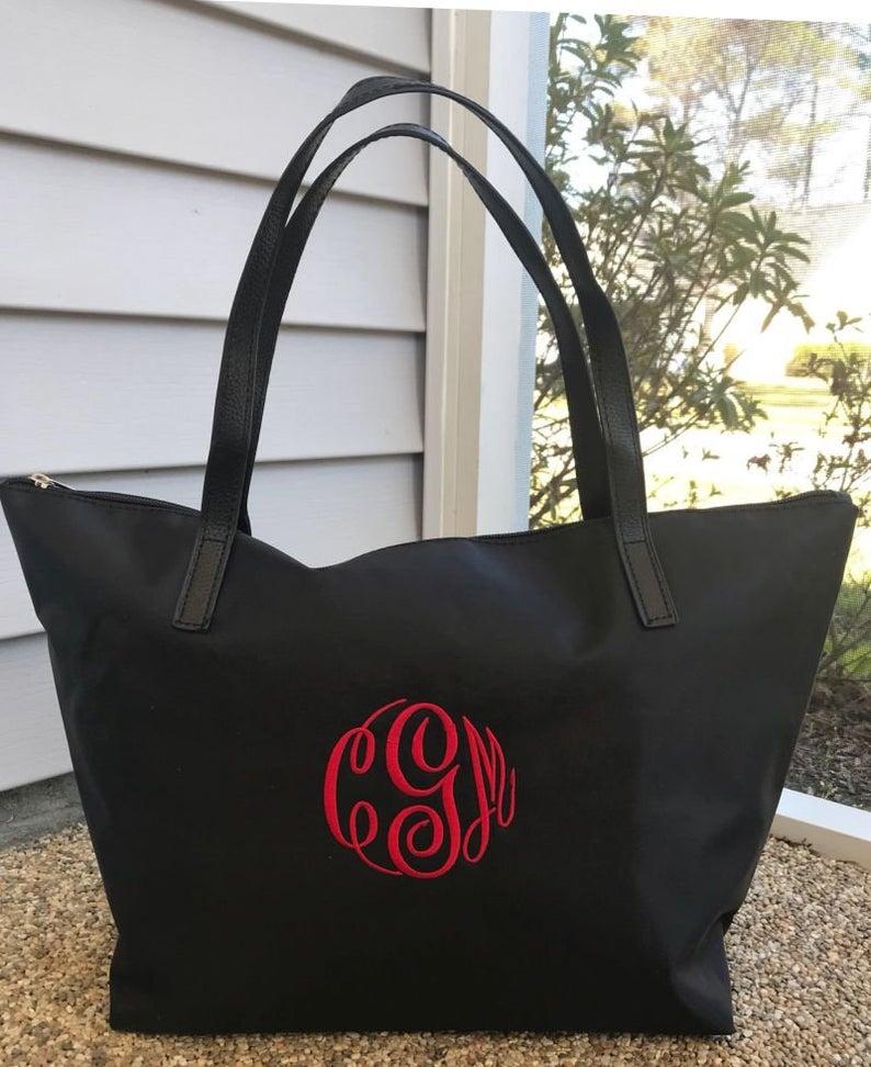 زفاف - Custom Nylon Tote Bag for Women Monogram Tote Bag Birthday Gifts for Her Personalized Medium Nylon Bag, Bridesmaid Gift, Graduation Gifts
