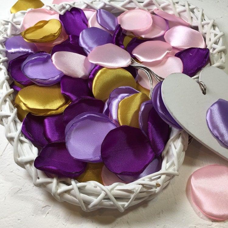 Свадьба - Rapunzel Rose satin petals. Tangled purple, gold, pink, dark purple petals. Fairytale wedding.
