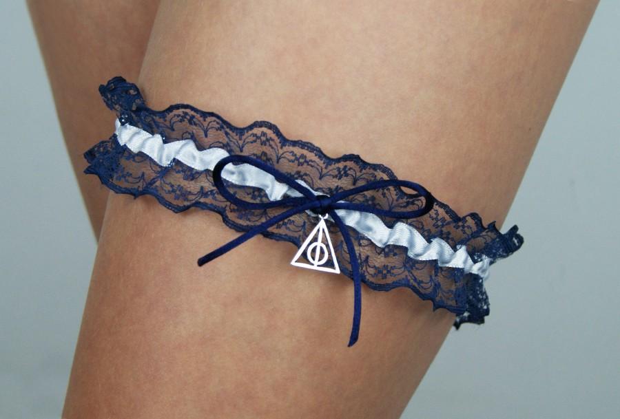 Mariage - Harry Potter , hogwarts , gryffindor ,  bridal garter , prom garter,  wedding garter ,  blue lace , blue garter, keepsake prom garter
