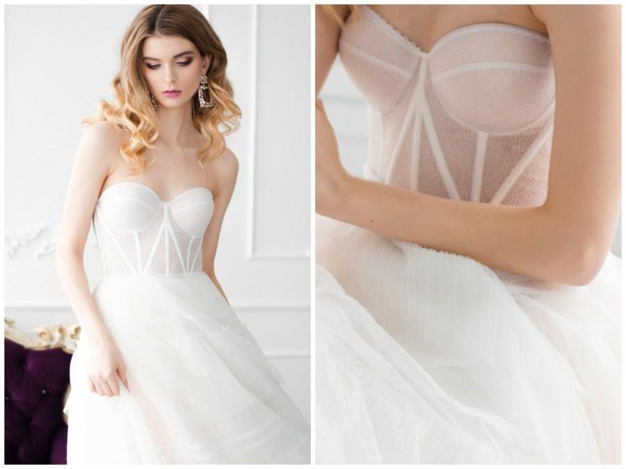 Свадьба - White sweetheart bridal gown, tea length reception dress, 50s midi wedding dress