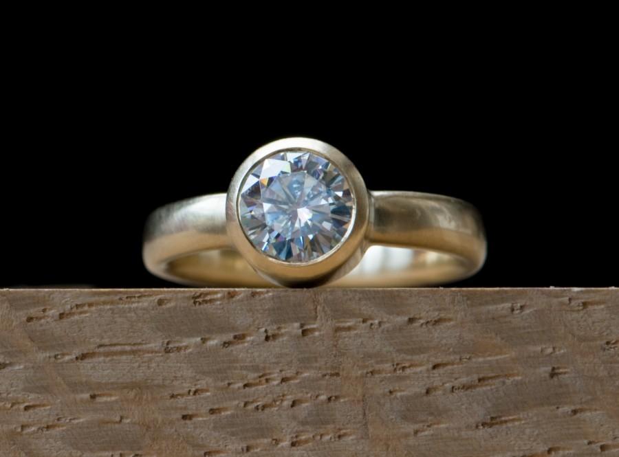 زفاف - Forever One 1 Carat Moissanite Engagement Ring in 18K Gold