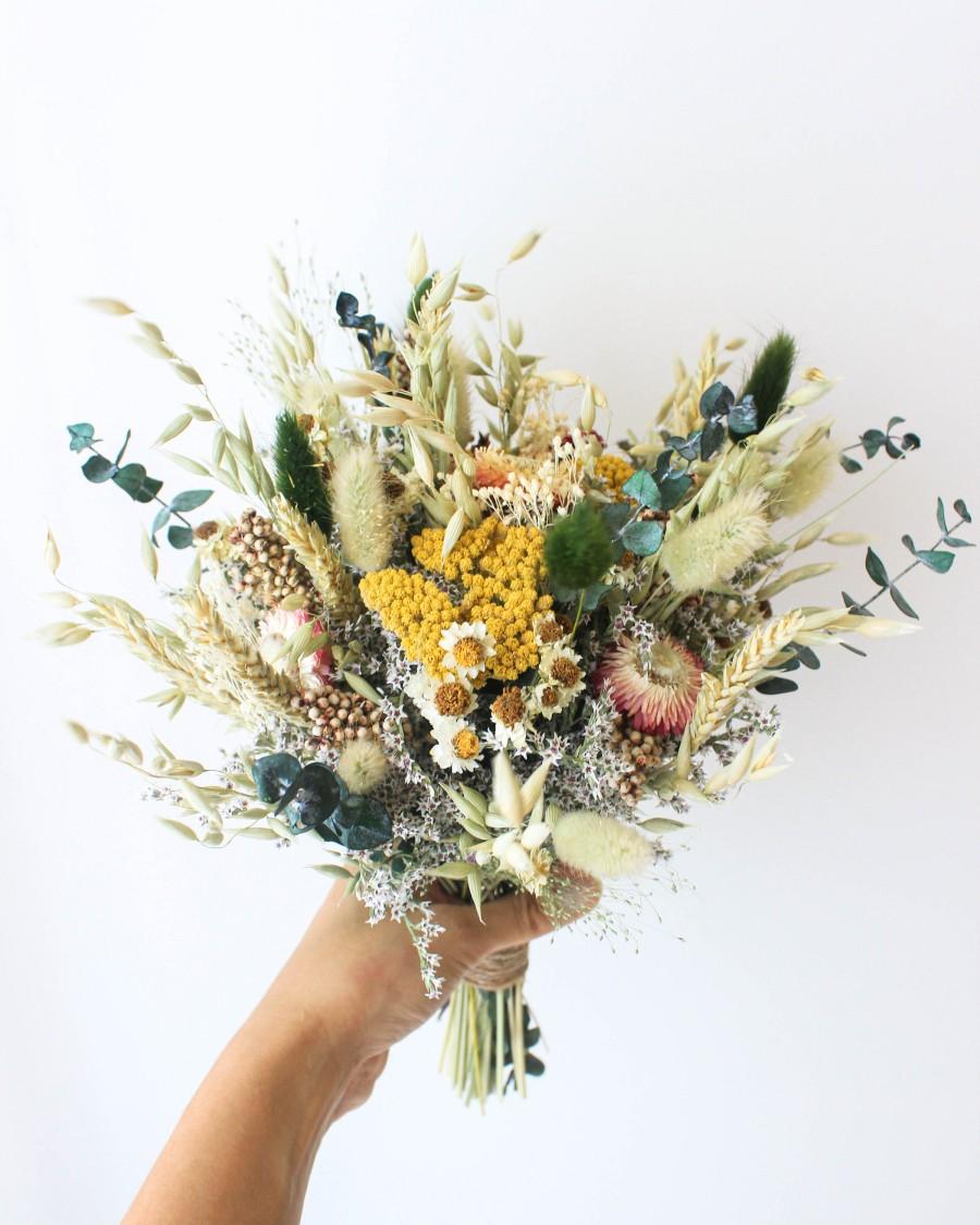 Hochzeit - Blush Strawflowers Eucalyptus Bouquet / Sustainable Forever Wedding flowers / Dried + Preserved bouquet