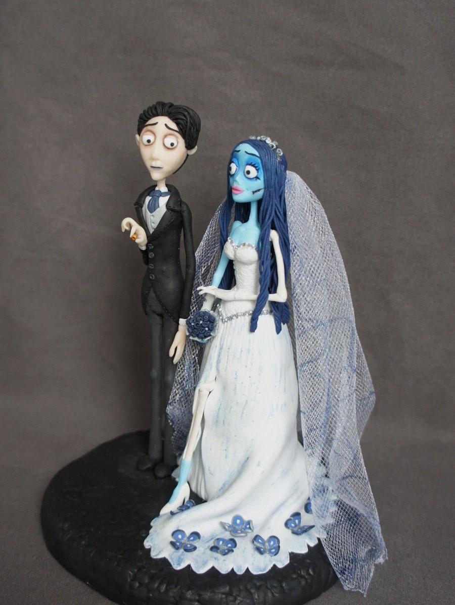 Mariage - Tim Burton Corpse bride Wedding cake topper Handmade / corpse bride victor van dort /  Victor and Emily Halloween wedding