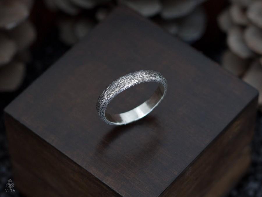 زفاف - Simple thin bark ring, sterling silver, textured branch, twig ring, textured branch, elven mori style, thin minimalist ring, stackable rings
