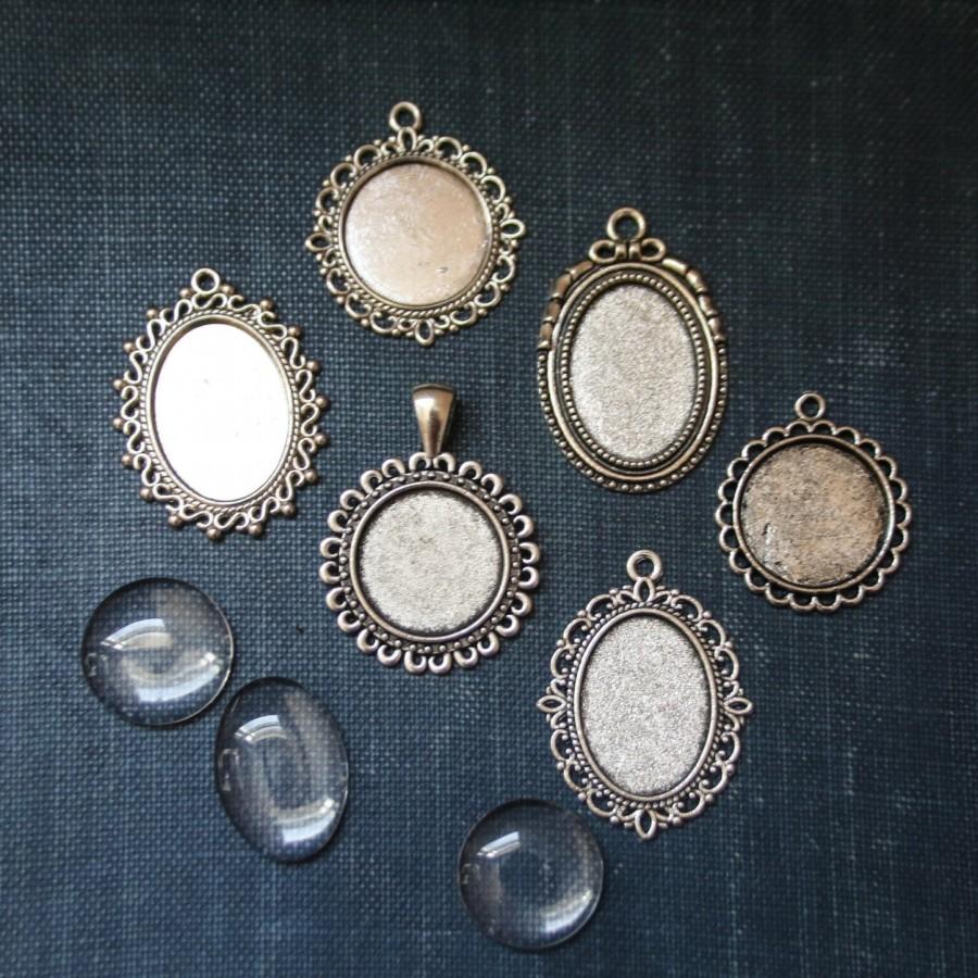 زفاف - 6 DIY Bridal Vintage Round and Oval Wedding Bouquet Charms Includes 6 pendants, and 6 clear cabochons  and adhesive Great gift for Bride