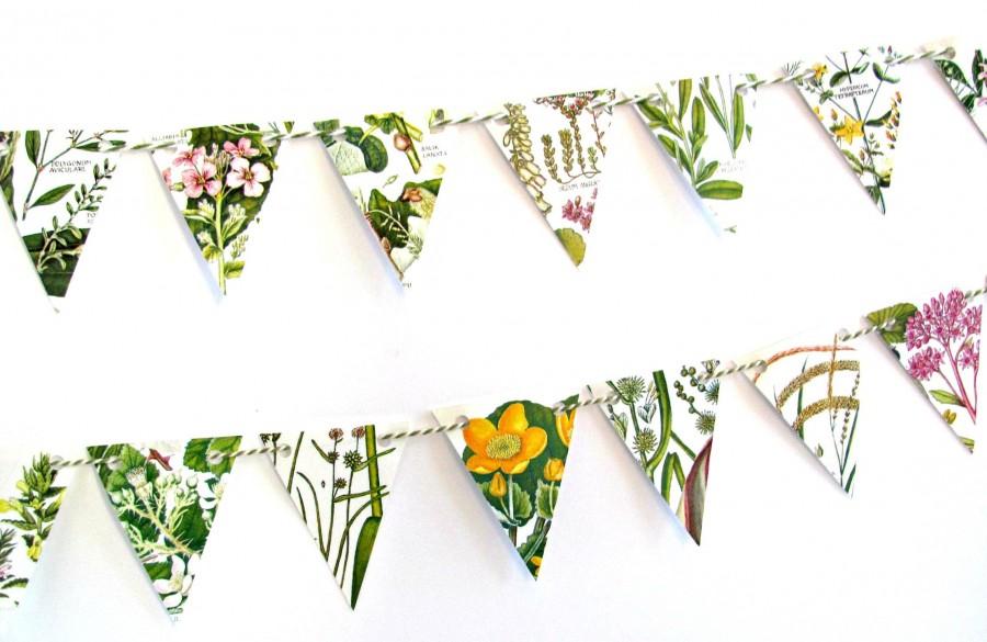 Hochzeit - Floral garland, Party flower mini bunting, Wedding decor, Tea party flags, Bookshelf, table trim. Rustic charm decor, Spring, Easter gift