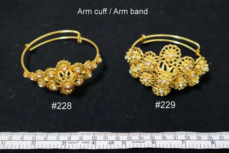 Hochzeit - Thai accessories for Thai costume, Thailand ancient design jewelry for traditional Thai outfits, Thai/Khmer wedding jewelry, Upper arm cuff