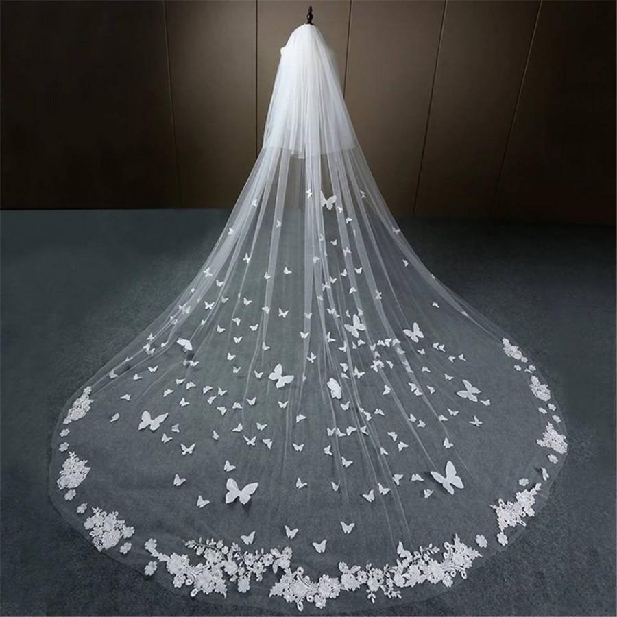 زفاف - White or Ivory Wedding Veil in 3D  Butterfly Design-Bridal Veil,White Veil,Ivory Veil,Wedding Veil with comb-White Butterfly Wedding veil.