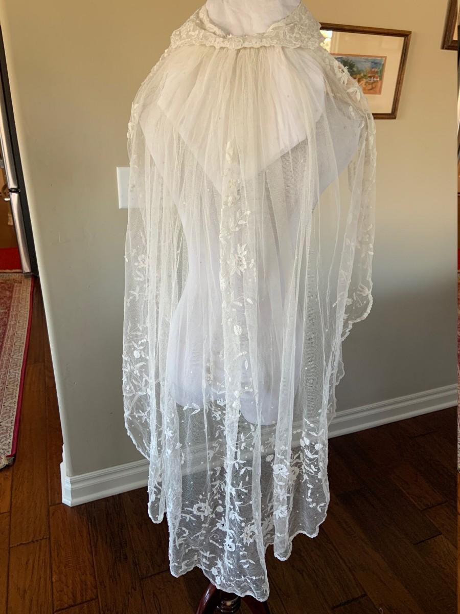 Wedding - Magnificent Ballet Length Antique Princess Lace Wedding Veil