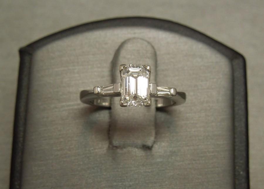 زفاف - Vintage Estate C1960 Platinum 1.56TCW Emerald cut Diamond Solitaire & Baguette Engagement Ring Contoured Wedding Band 2PC Bridal Set