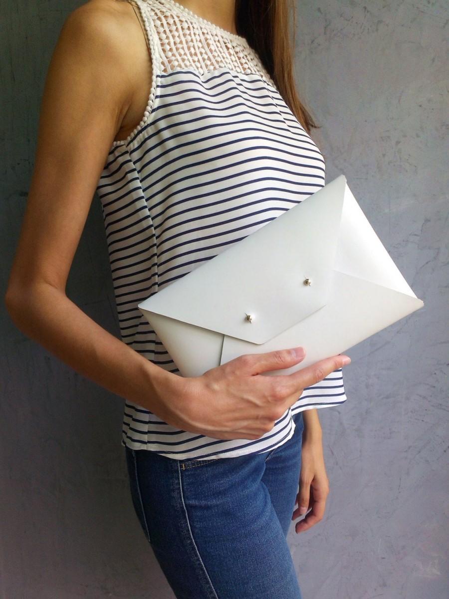 Wedding - White leather clutch bag /  Leather bag available with wrist strap / Genuine leather / Wedding clutch / Bridesmaids clutch / MEDIUM SIZE