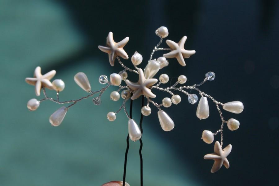 Hochzeit - Wedding Beach Starfish Sea Shells Pearls Crystals, Bridal Hair Piece, Bridal Pin, Bridal Comb, Wedding Headpiece