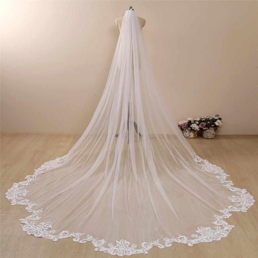 Hochzeit - Vintage Wedding Veil,Cathedral Veil with Comb,Long Bridal Veil Soft Tulle Veil Ivory Chapel Length Veil,special cut veil,costume veil,bridal