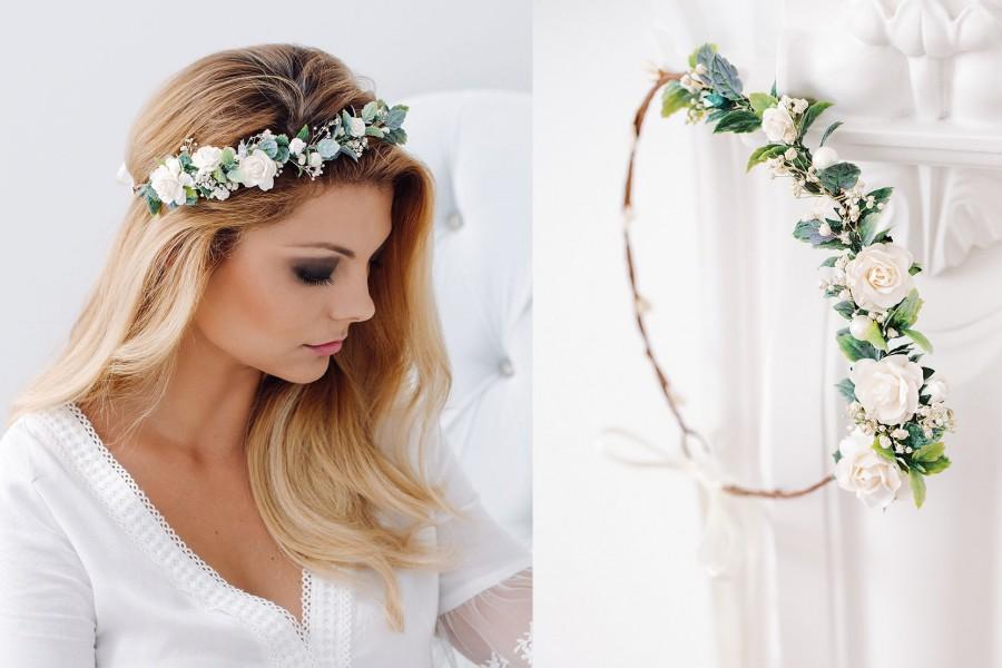 Hochzeit - Bridal Flower Crown ivory and white Flowers, dried Baby's Breath,green leaves, white pearls, Wedding Headpiece Hair Wreath