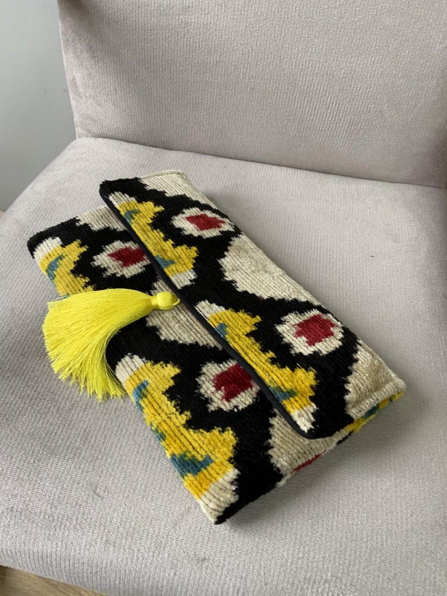 Hochzeit - Velvet fabric ikat clutch purse; white, black color with yellow tassel