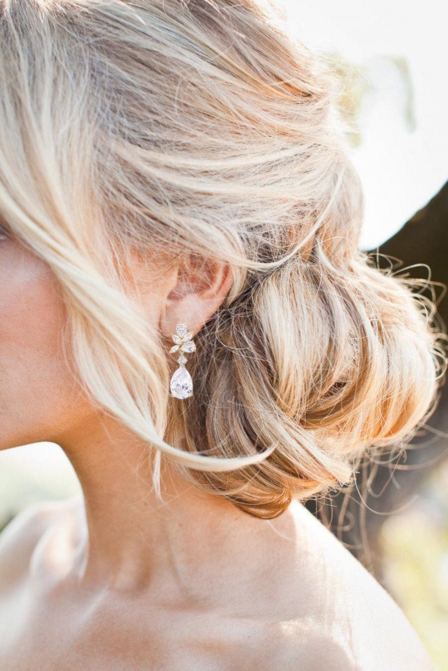 Wedding - Swarovski Crystal Earrings Bridal Earrings Drop Wedding Earrings Bridal Jewelry set Bridesmaids Earrings  Crystal Drop Earrings