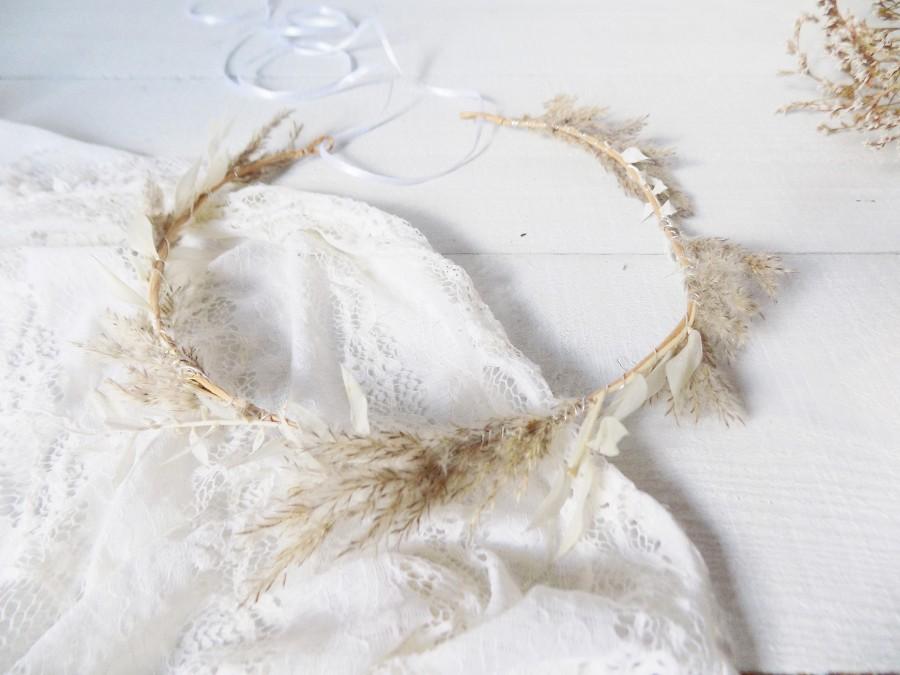 Hochzeit - Dried flower crown wedding rustic hair piece bridal hair accessories pampas grass crown boho bridal crown