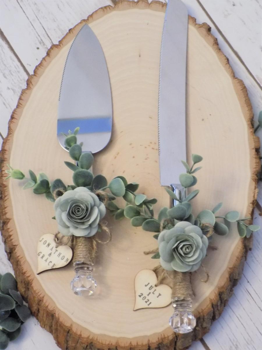 Wedding - Personalized Rustic Eucalyptus Wedding Cake Serving Set with Wooden Heart Tags 