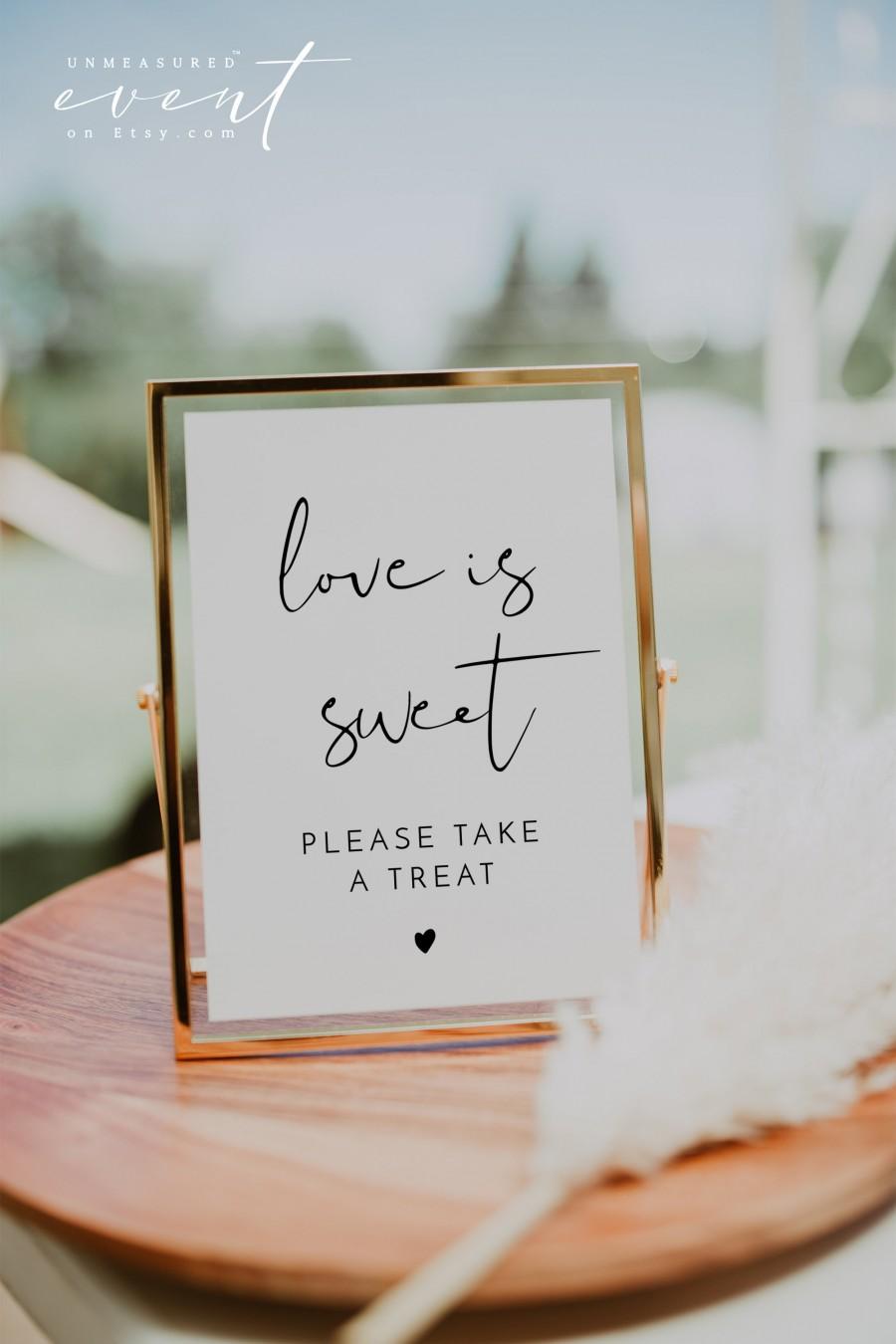 Свадьба - ADELLA Love is Sweet Sign Printable, Modern Minimalist Wedding Favor Sign, Please Take a Favor, Sweet Treat Baby Shower Bridal Shower DIY