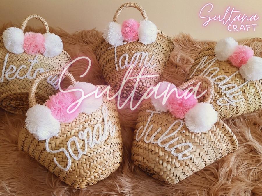 Wedding - Personalized WEDDING GUEST GIFT straw moroccan basket,bridal shower bags,customized straw bags,custom beach bag,straw tote,embroidered bags