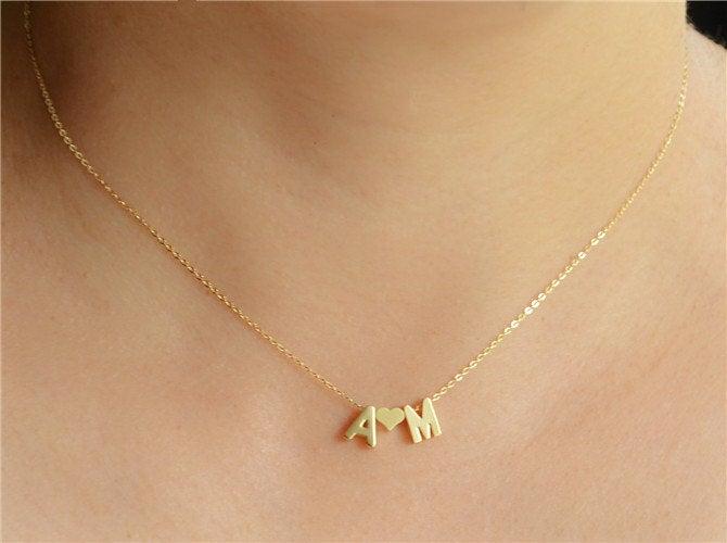 Hochzeit - Gold tiny letter necklace-Initial with heart necklace-Couple love choker-Dainty gold necklace-Gift for her-Name necklace-Valentines day gift