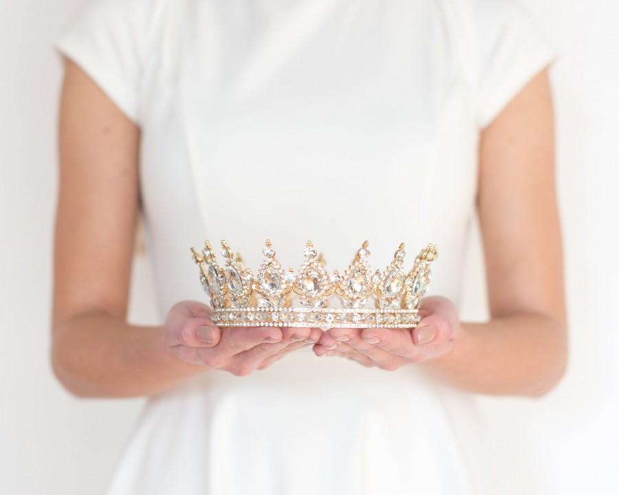 Hochzeit - Jeweled Crown, Cake topper, Princess Crown, White Rhinestone Tiara