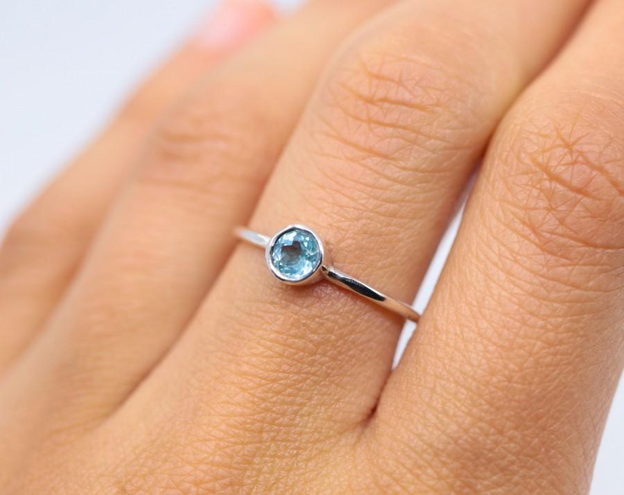 Mariage - Natural topaz ring, dainty ring, s925 ring, ring for her, topaz jewelry, boho ring, december ring, tiny ring, solitaire ring, blue topaz