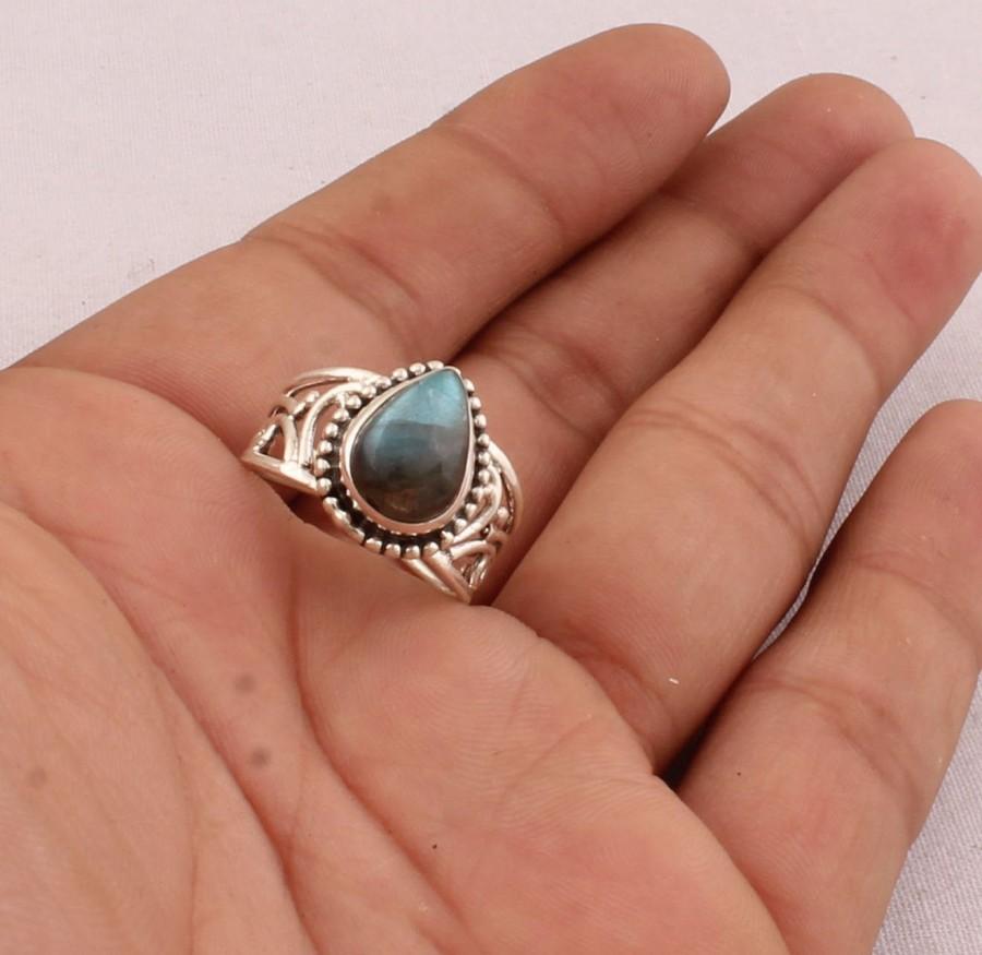Mariage - Natural Labradorite AAA+Quality Gemstone Handcrafted Ring ,Opaque Stone Boho Ring,Antique Silver Ring,Middle Finger Ring Etsy Cyber-2019